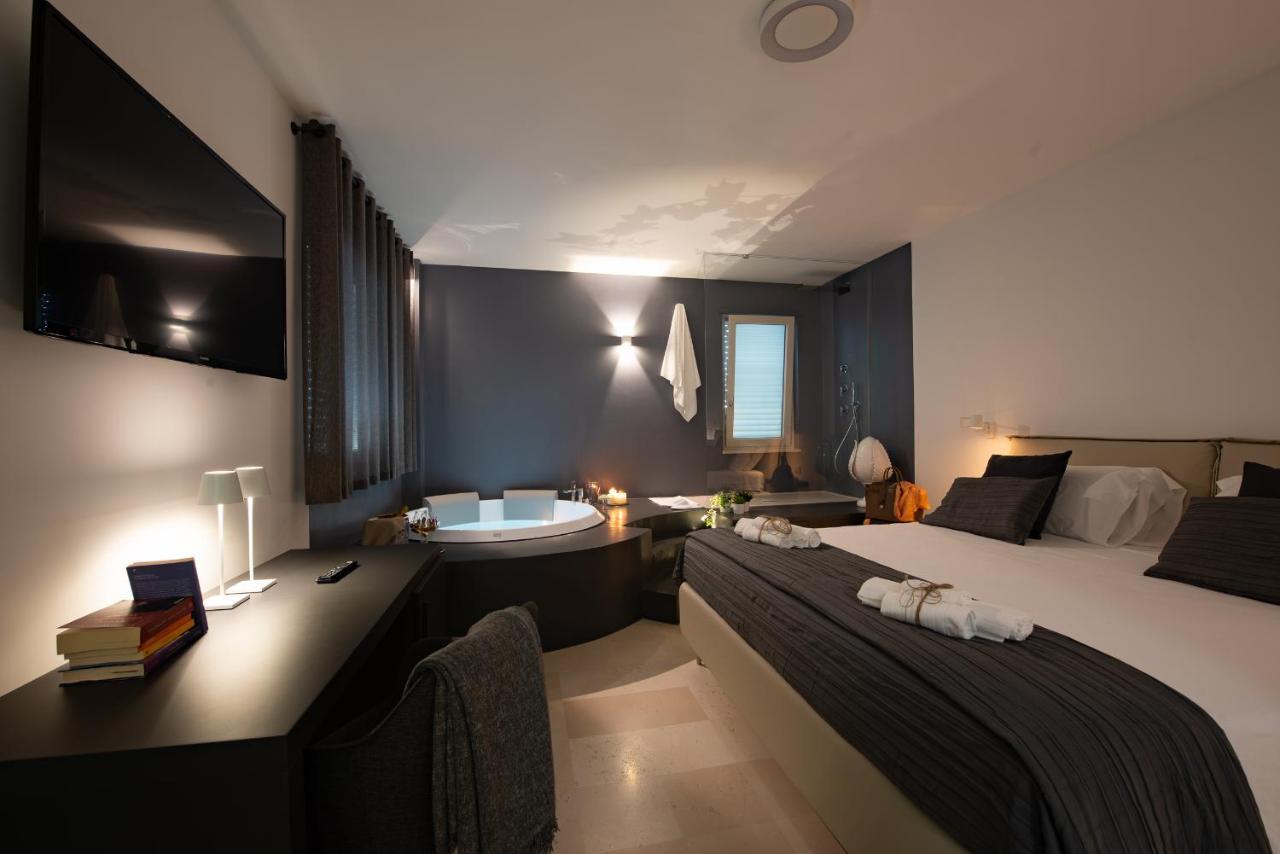 Suite1212 - Rattazzi Monopoli Bagian luar foto